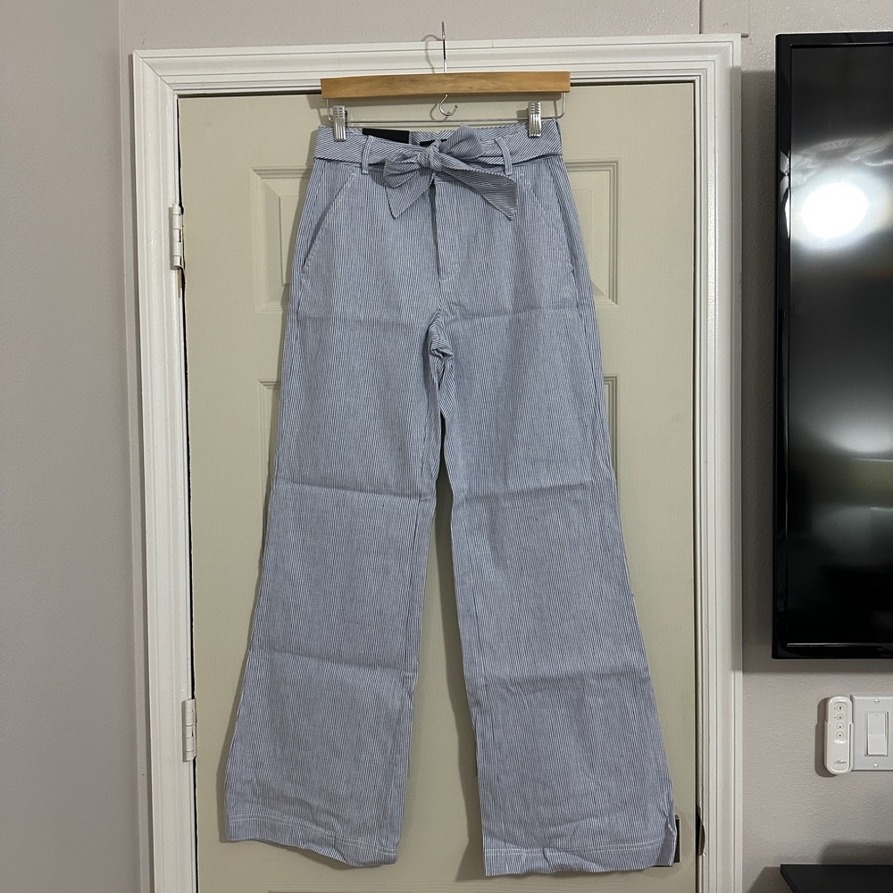 Banana Republic White and Blue Striped High Rise Wide-Leg Pants